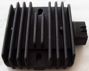 Регулятор напряжения 12В STELS UTV 700H EFI